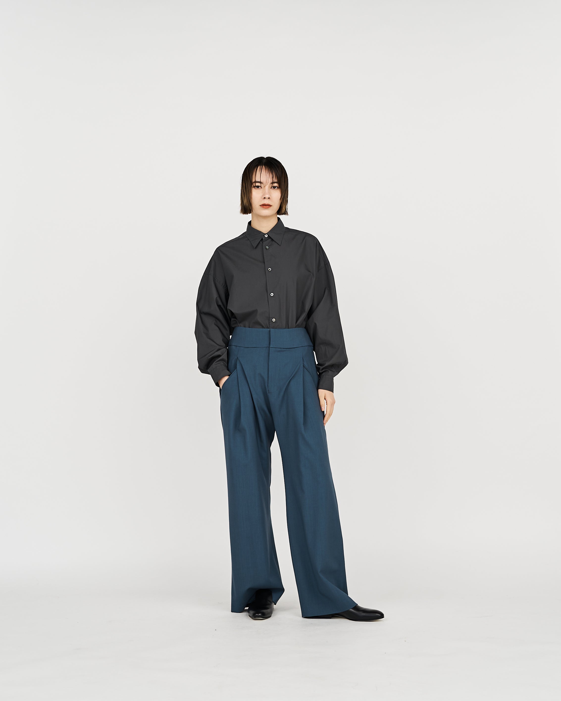 -SALE- Round Scale Wool Tuck Flare Pants – Graphpaper