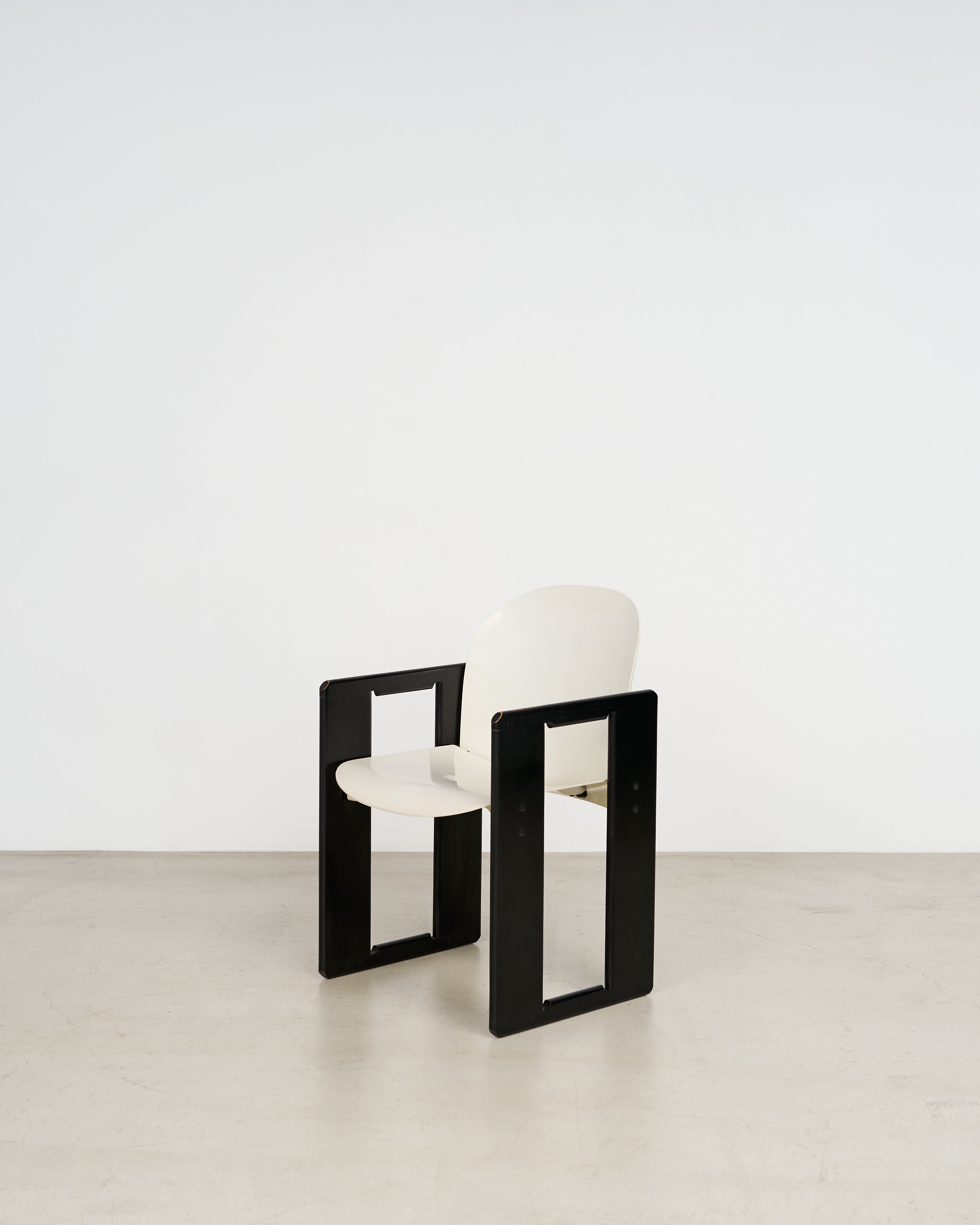 B&B Italia 1973「Dialogo Chair」Graphpaper DIALOGO Chair by Afra ＆ Tobia Scarpa for B＆B Italia 1973