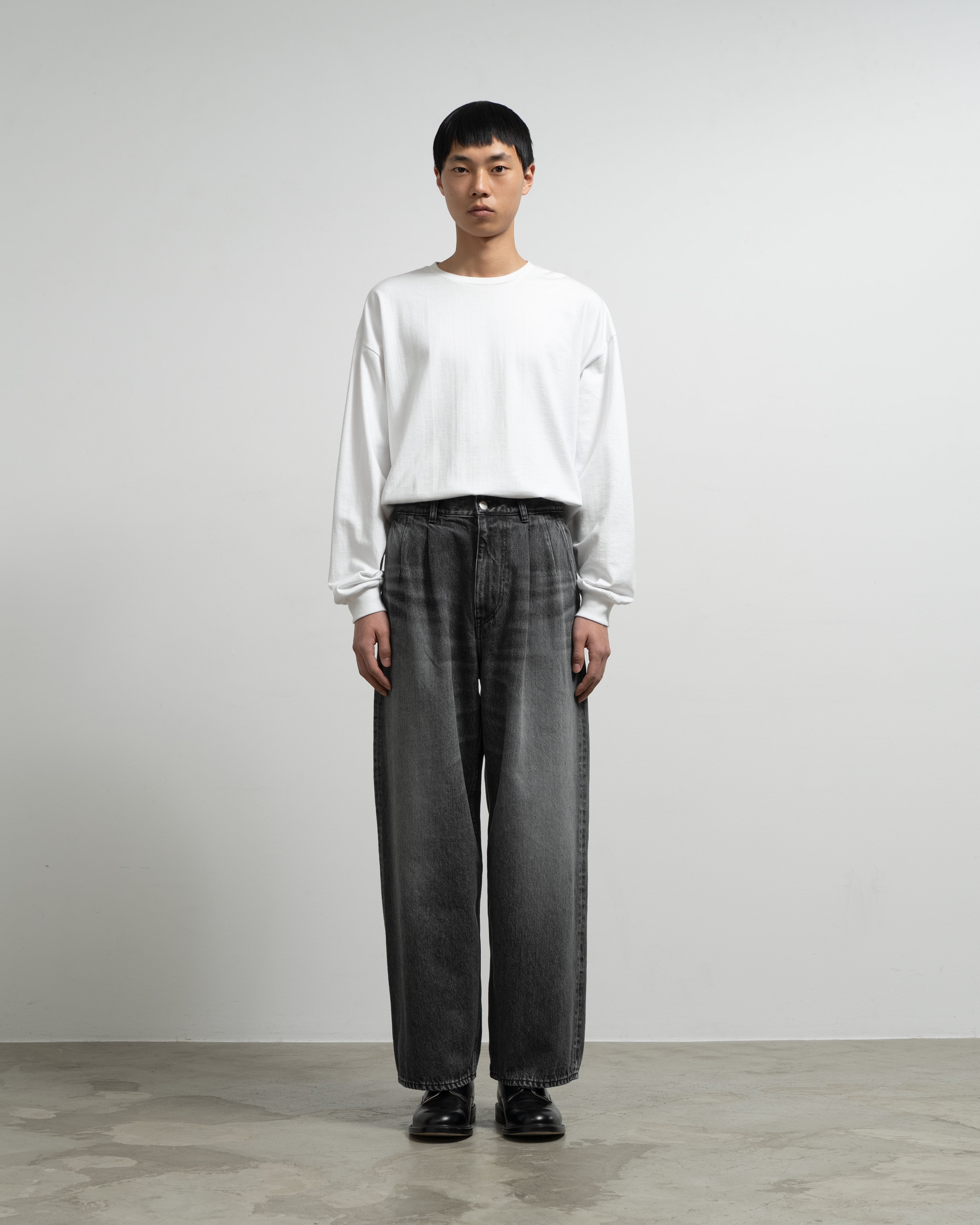 Selvage Denim Two Tuck Tapered Pants -LIGHT FADE- – Graphpaper
