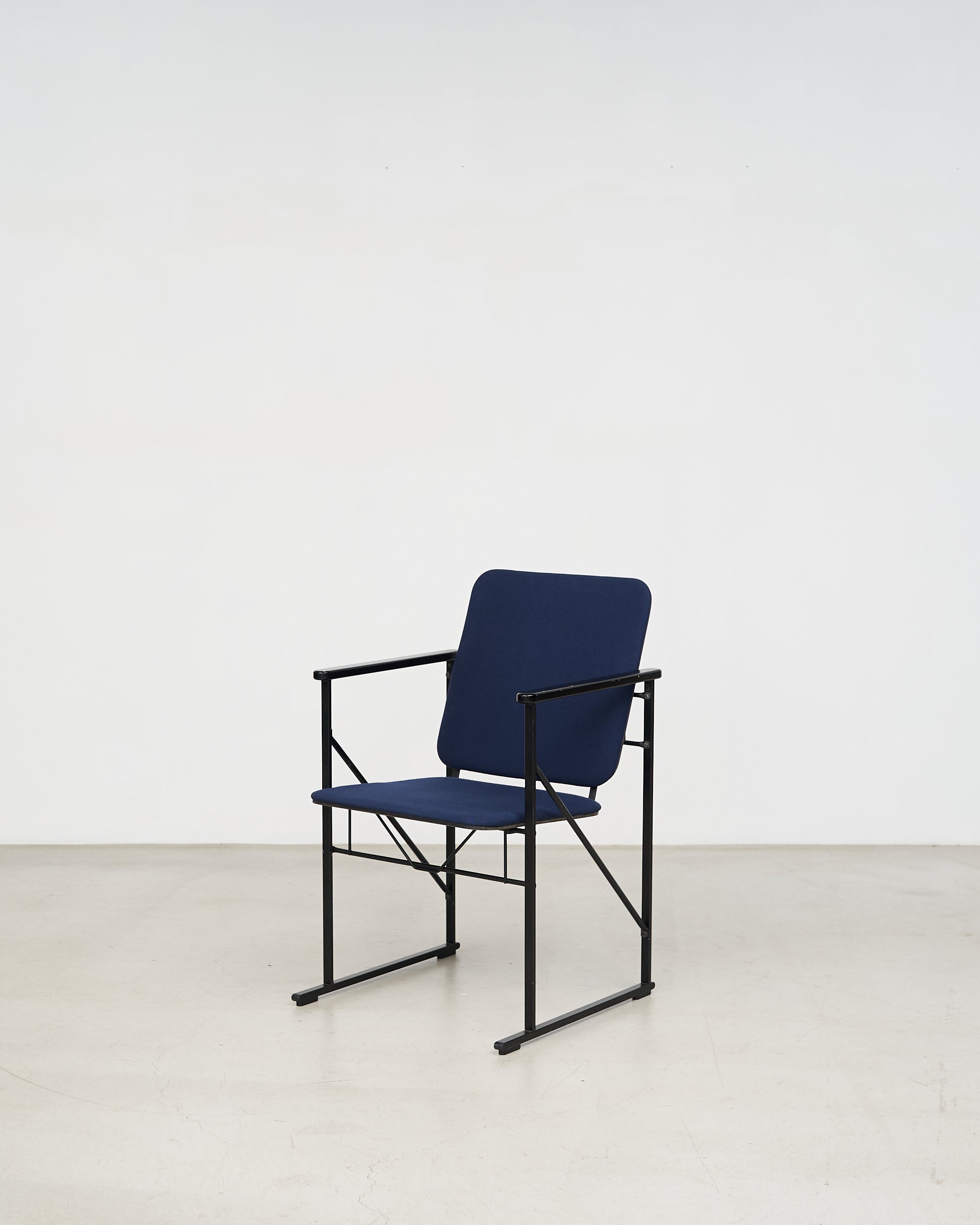 Arm Chair Designed by Yrjö Kukkapuro – Graphpaper