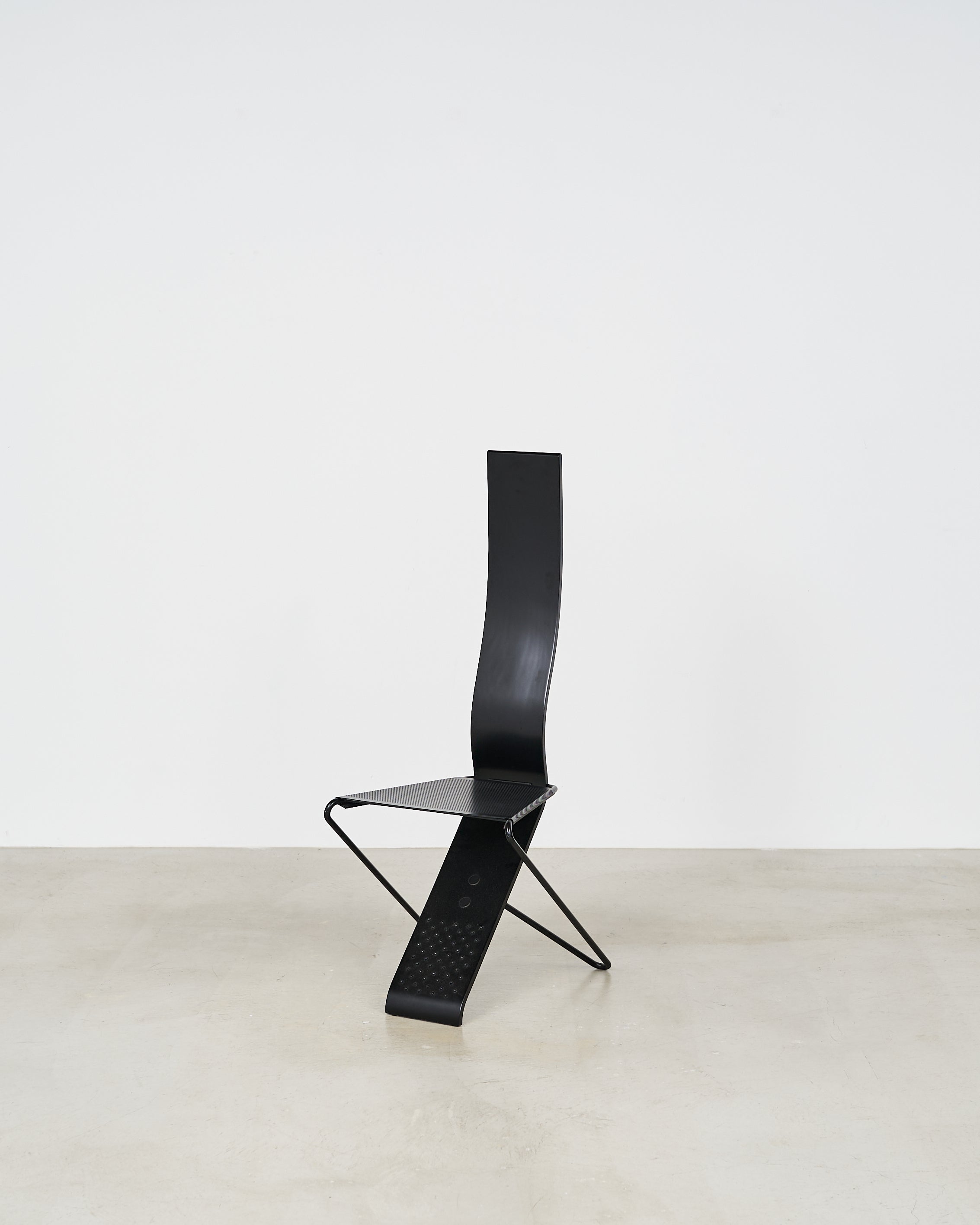 Vintage Chair by Pietro Arosio – Graphpaper