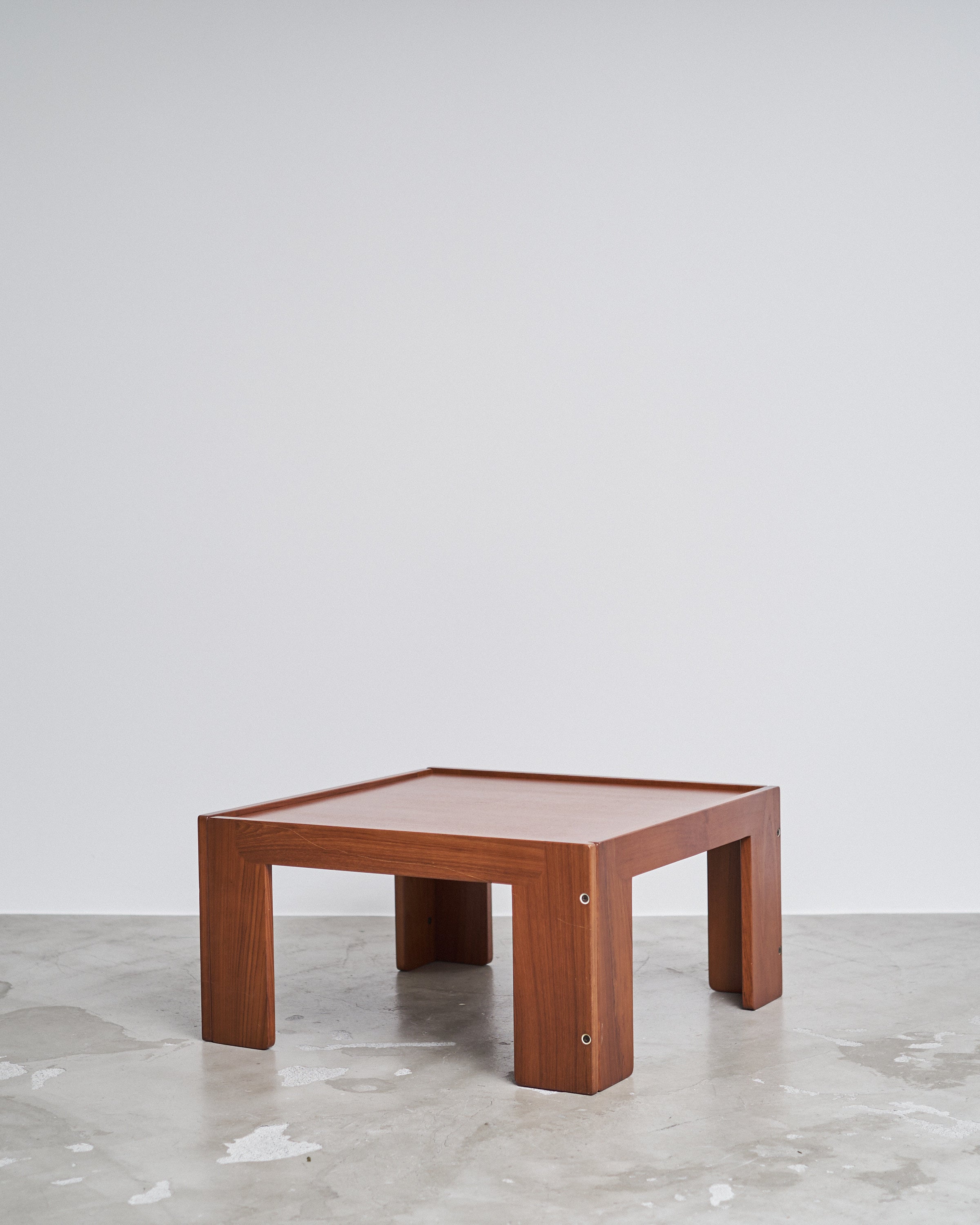 771 Coffee Table by Afra＆Tobia Scarpa for Cassina – Graphpaper