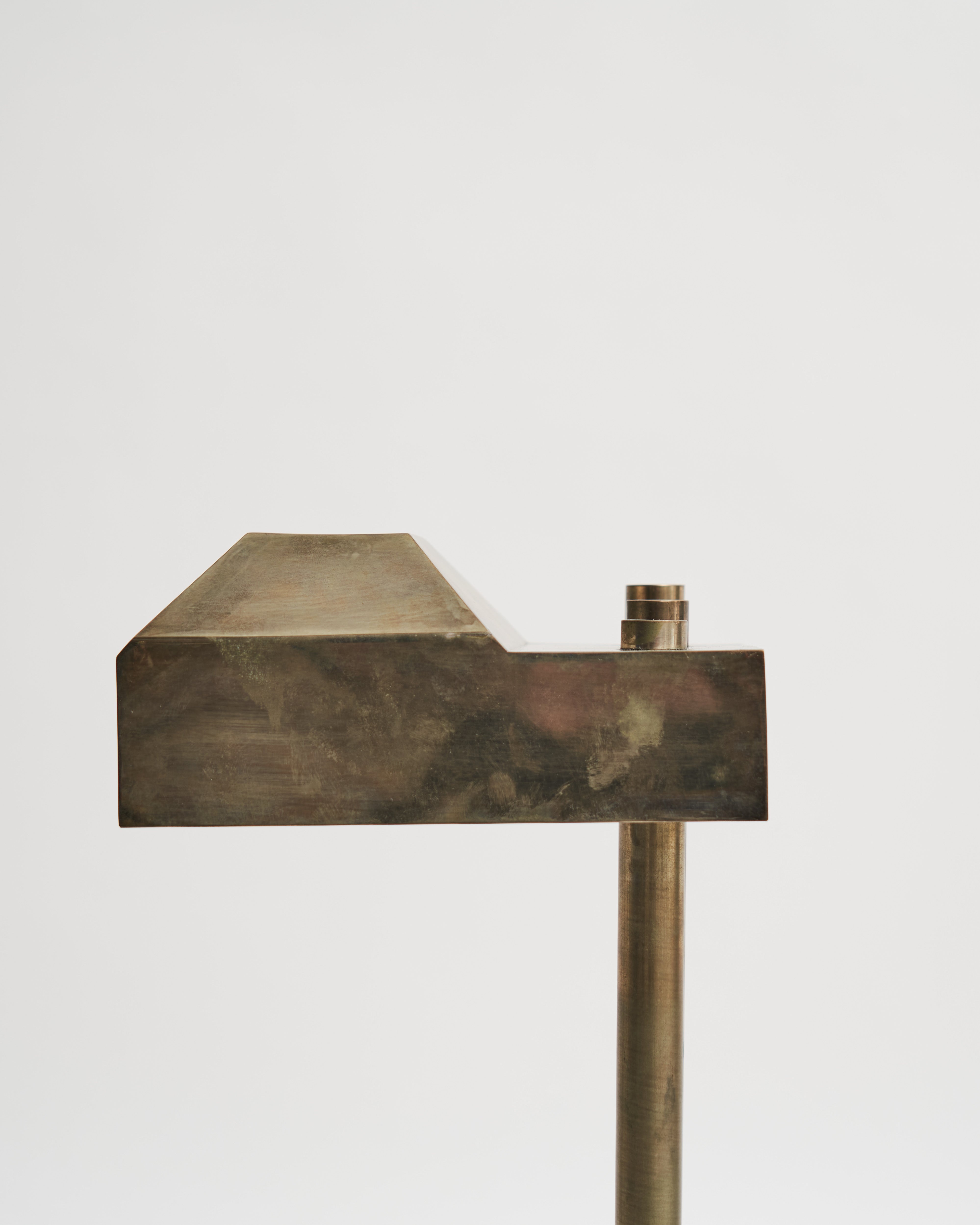 Desk lamp designed by Marcel Breuer – Graphpaper