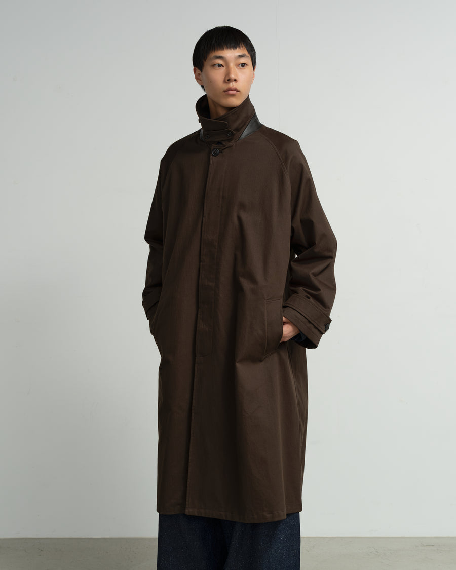 OVERSIZED TRENCH WITH LEATHER PATCH – Graphpaper