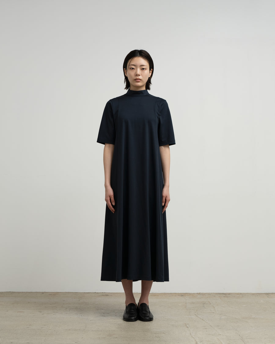 Cool Smooth Mock Neck Panel Line Dress – Graphpaper