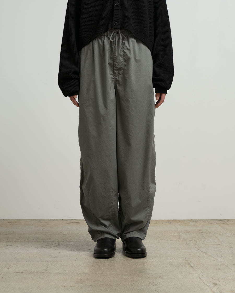 Graphpaper パラシュートパンツ Garment Dyed Typewriter Parachute Pants [Women] – Graphpaper