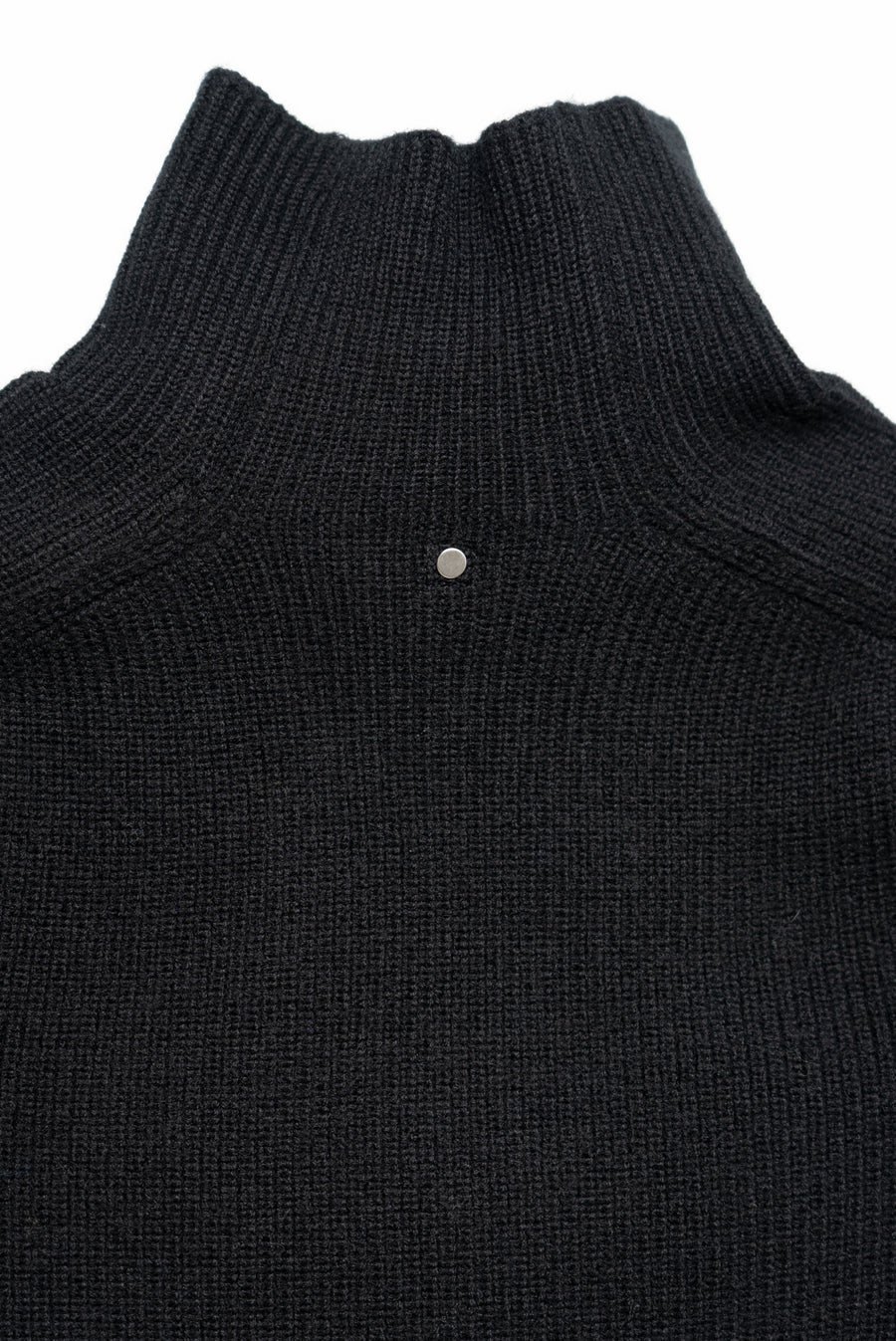 PEAK ROLLNECK