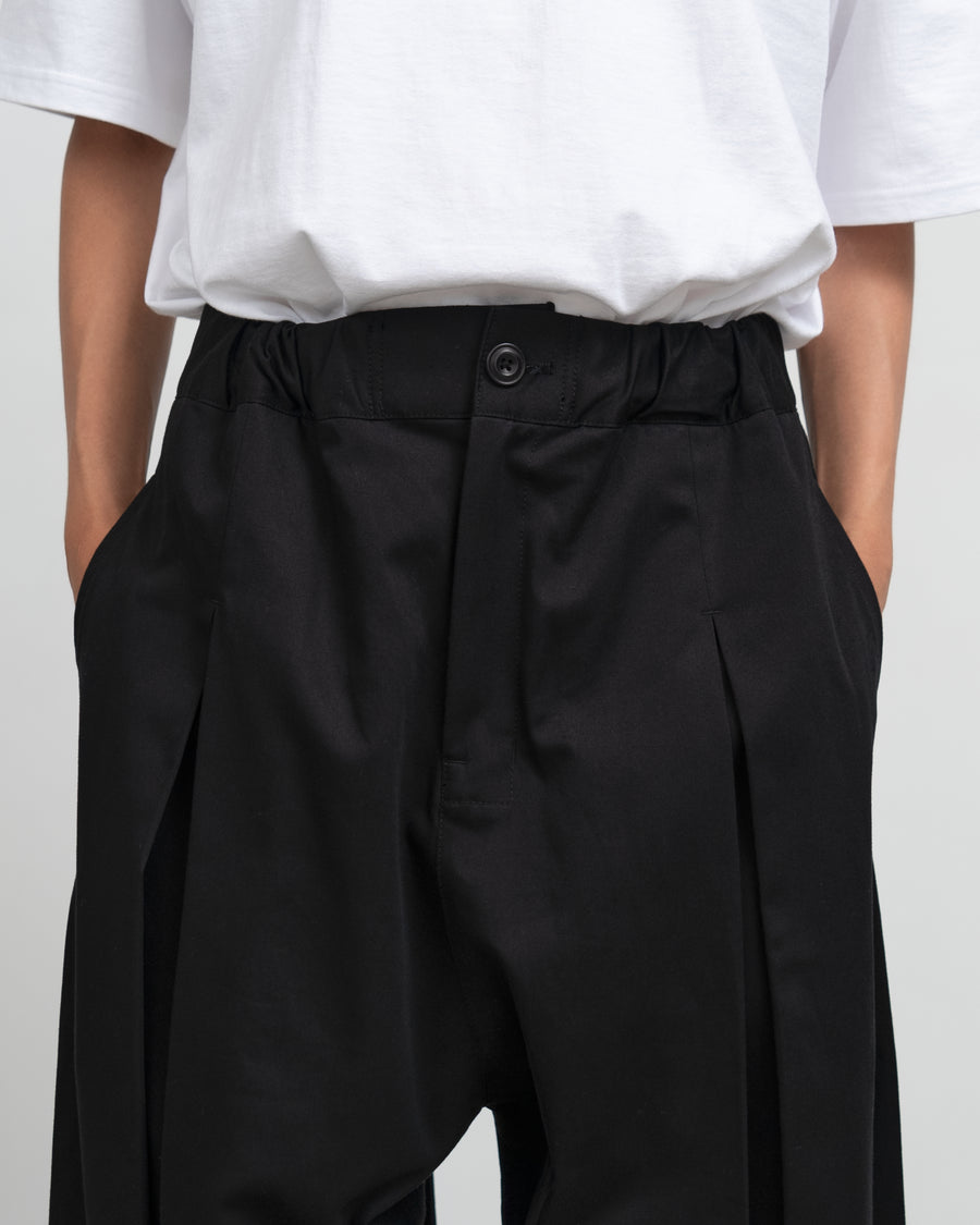 BOX PLEAT TROUSER