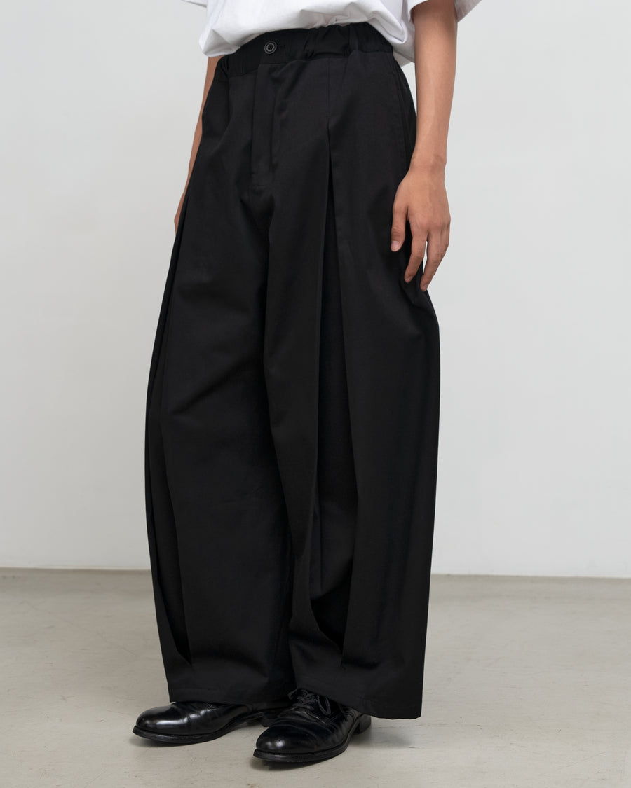 BOX PLEAT TROUSER