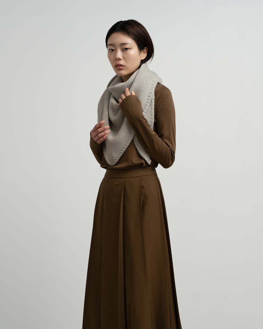 巻物 103 Soft Wool Triangle Stole – Graphpaper