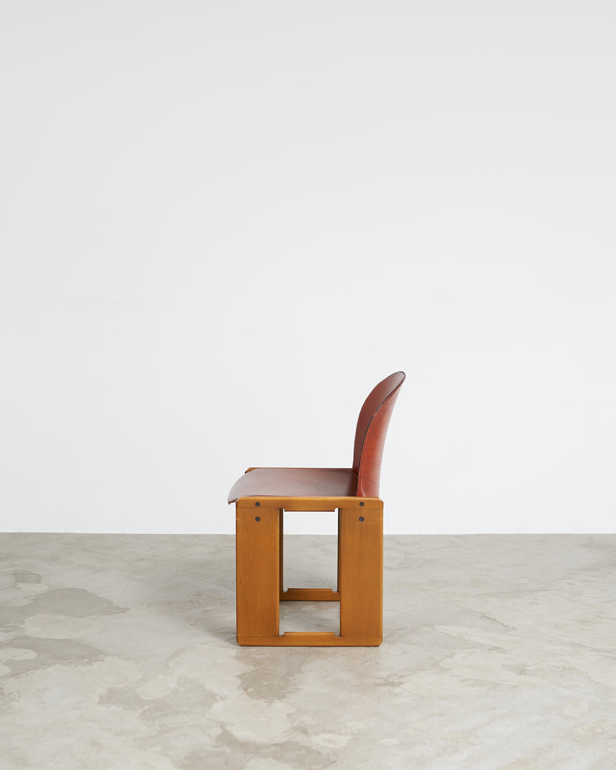 DIALOGO Chair by Afra ＆ Tobia Scarpa for B＆B Italia 1975