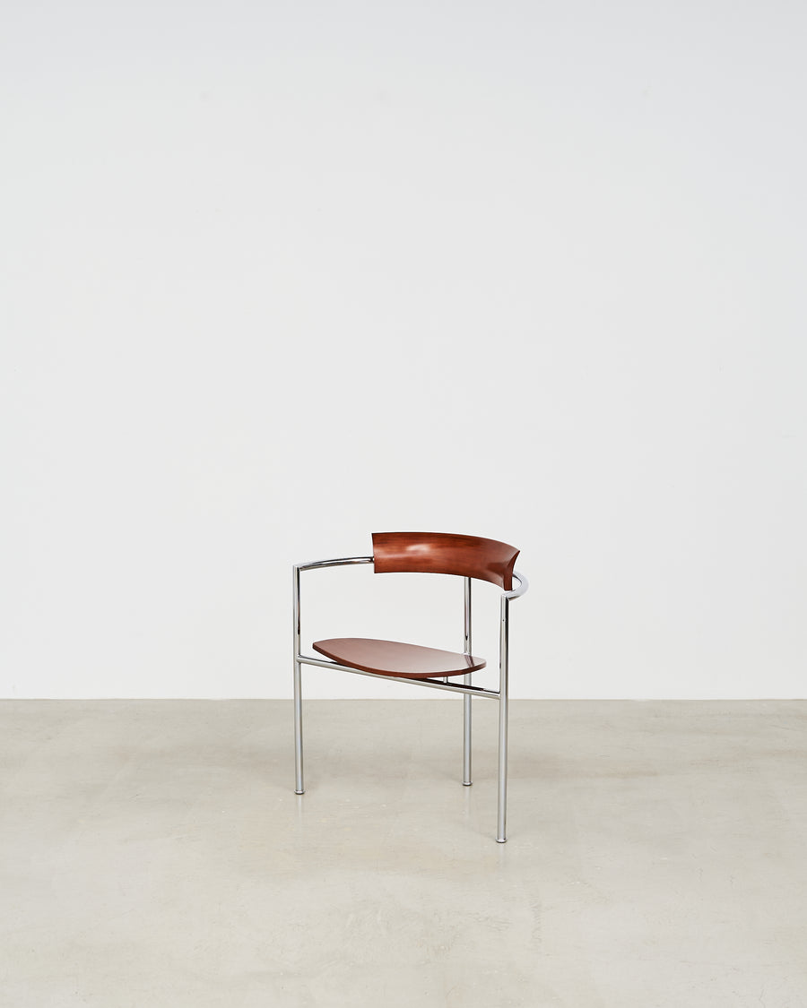 Anonymous 3leg Chair