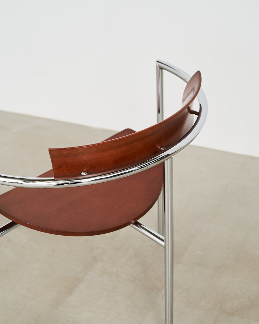 Anonymous 3leg Chair
