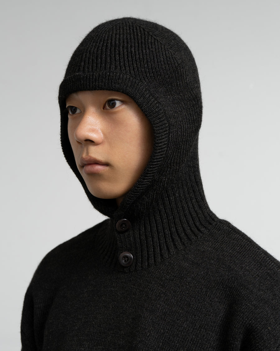 HOODED SWEATER