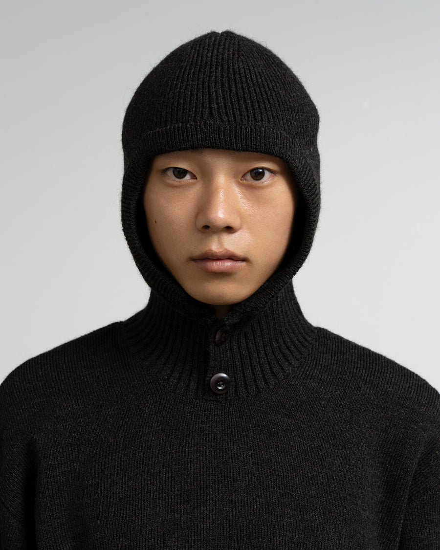 HOODED SWEATER