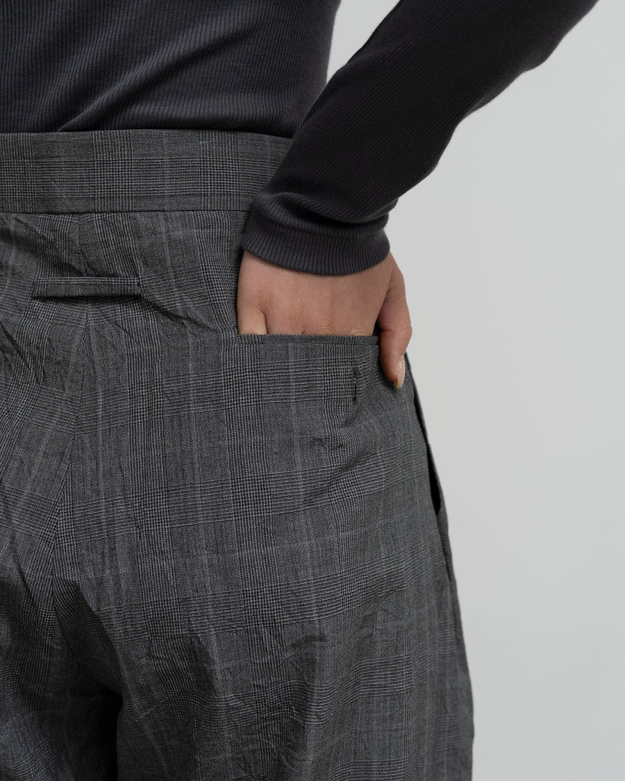 WIDE-LEG TROUSERS WITH ADJUSTABLE WAIST